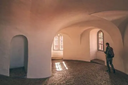 2 Bedroom Apartment In Trendy Area Denmark