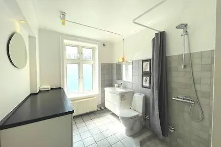 2 Bedroom Apartment In Trendy Area