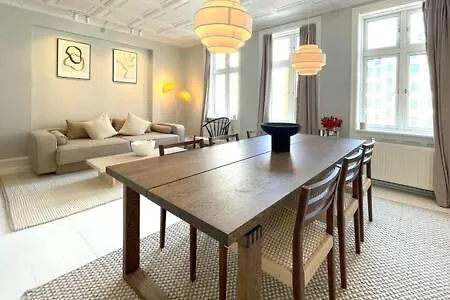 2 Bedroom Apartment In Trendy Area